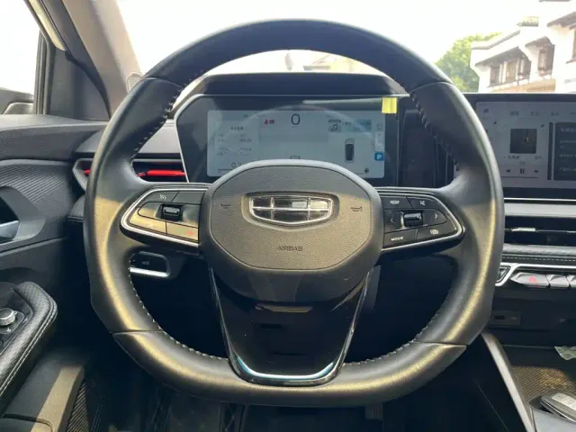 Geely Binrui — Фото автомобиля 19