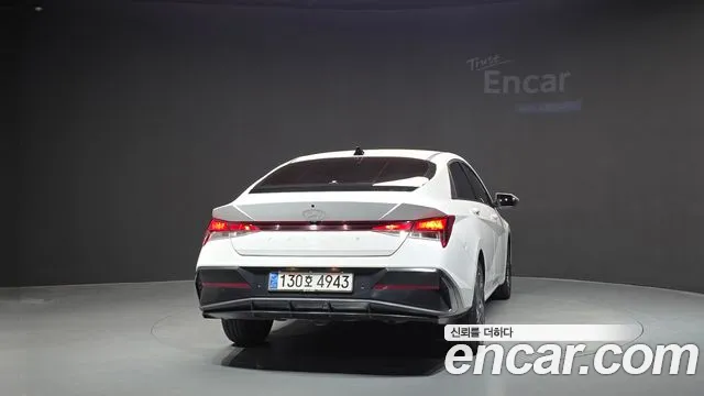 Hyundai Avante CN7 — Фото автомобиля 4