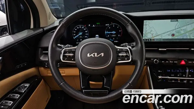 Kia Carnival Generation 4 — Фото автомобиля 13