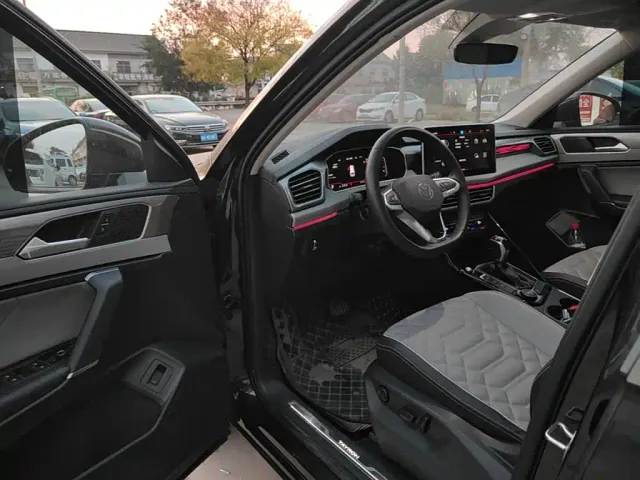 Volkswagen Tayron — Фото автомобиля 15