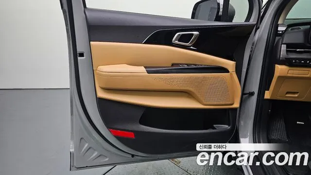 Kia Canival Carnival 4 поколение Бензин 9 мест Prestige — Фото автомобиля 22