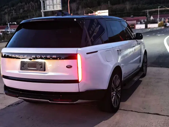 Land Rover Range Rover — Фото автомобиля 3