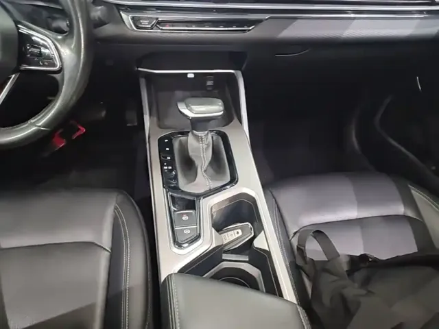 Geely Emgrand — Фото автомобиля 13