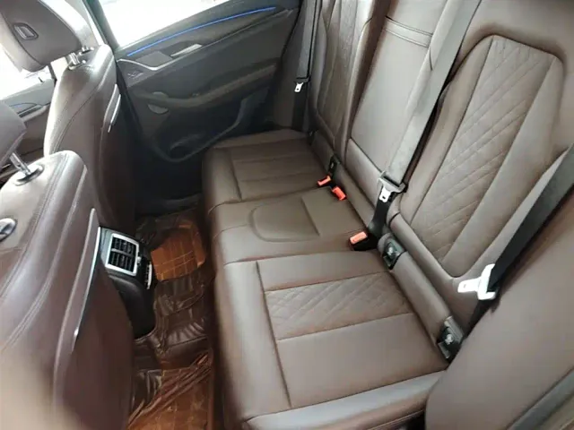 BMW X3 — Фото автомобиля 16