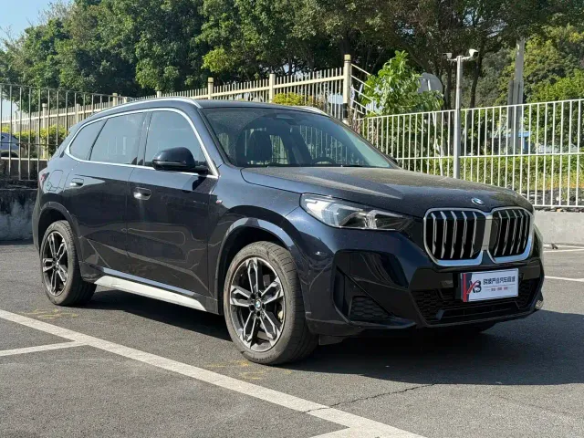 BMW X1 — Фото автомобиля 3