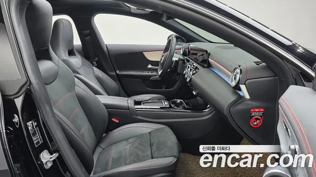 Mercedes-Benz CLA-Class — Фото автомобиля 25