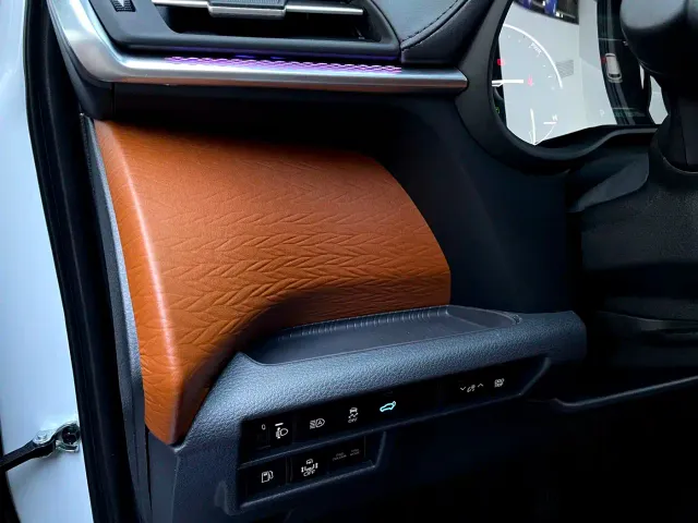 Toyota Sienna — Фото автомобиля 27