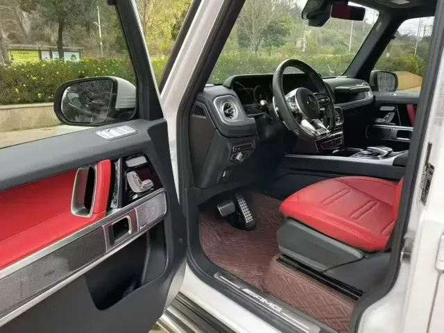 Mercedes-Benz G-Class — Фото автомобиля 2