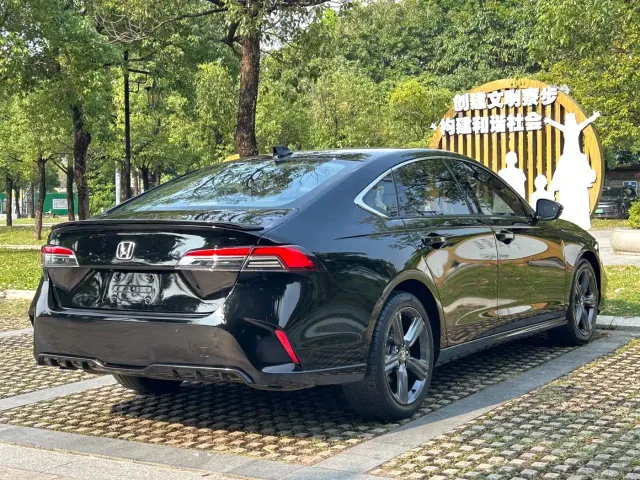 Honda Inspire — Фото автомобиля 11
