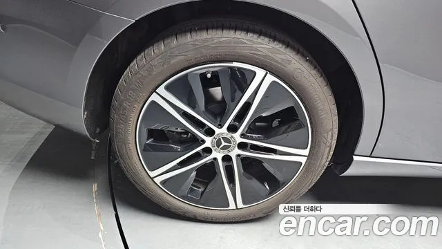 Mercedes-Benz A-Class W177 — Фото автомобиля 5