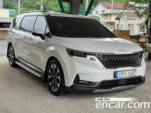 Kia Canival Carnival 4 поколение Бензин 7 мест Signature — Фото автомобиля 2