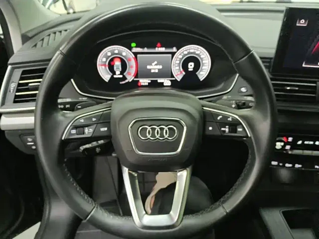 Audi Q5L — Фото автомобиля 6