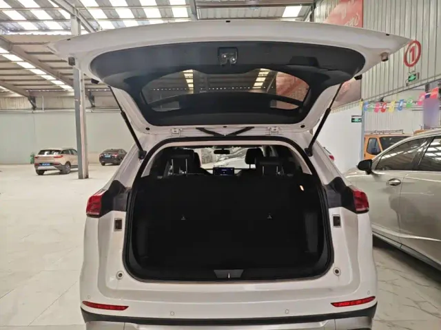 Haval H6 — Фото автомобиля 18