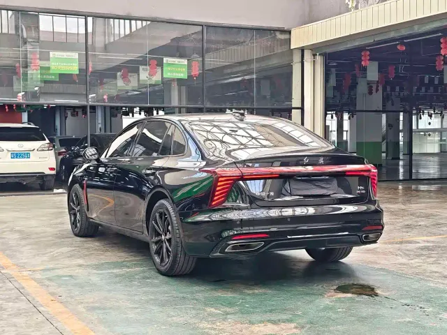 Hongqi H5 — Фото автомобиля 13