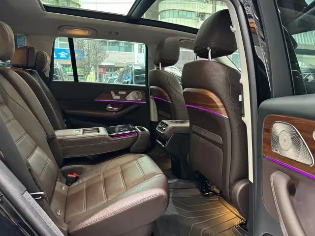 Mercedes-Benz GLS-Class — Фото автомобиля 16