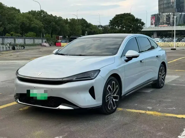 Фотография автомобиля — Baojun Xiangjing