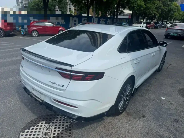 Geely Xingrui — Фото автомобиля 13