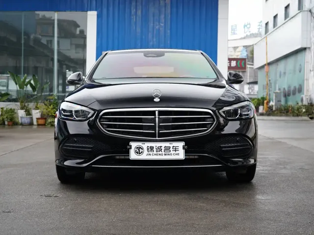 Mercedes-Benz C-Class — Фото автомобиля 2