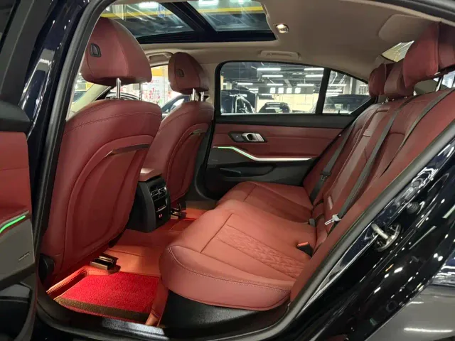BMW 3 Series — Фото автомобиля 7