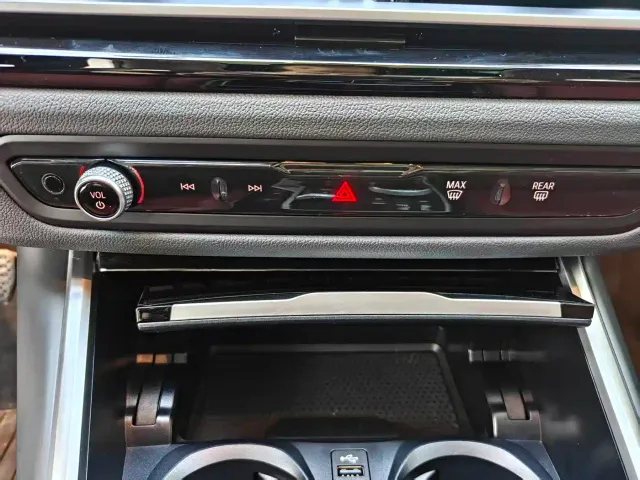 BMW 3 Series — Фото автомобиля 12