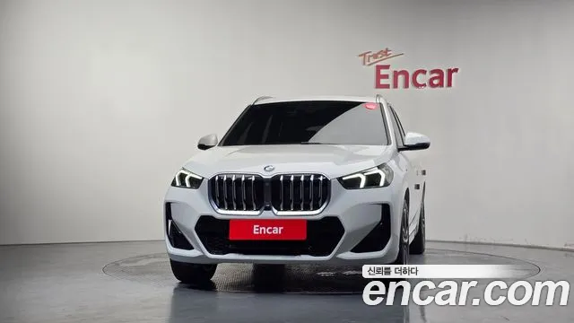 BMW X1 — Фото автомобиля 3