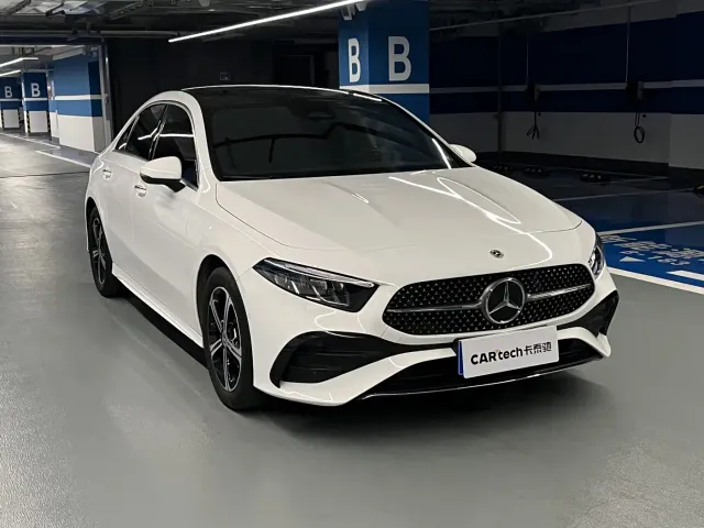 Mercedes-Benz A-Class — Фото автомобиля 3