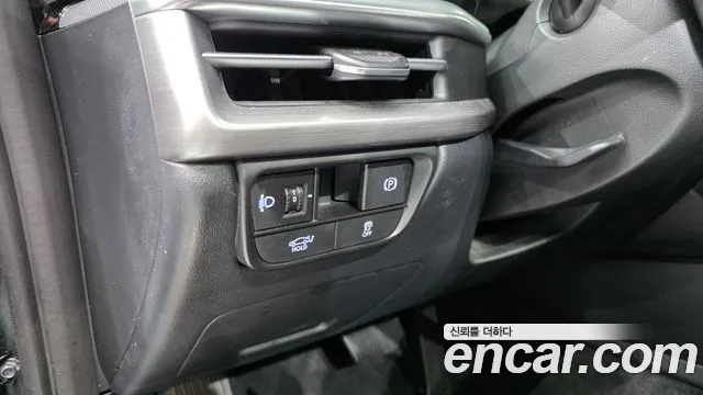 Hyundai Grandeur GN7 — Фото автомобиля 12