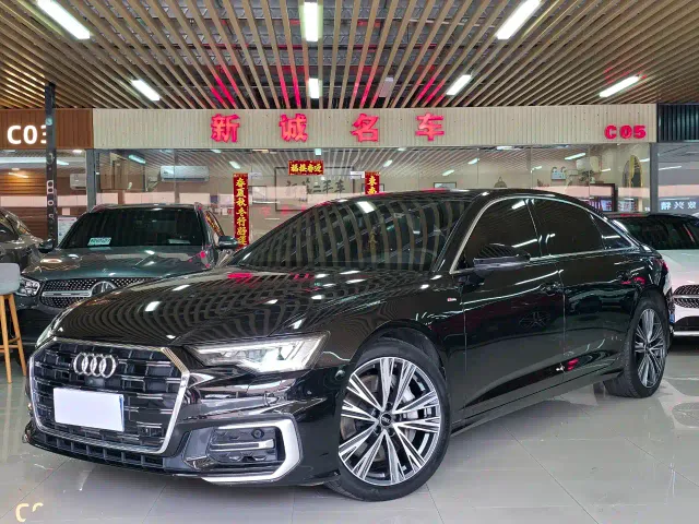 Фотография автомобиля — Audi A6L