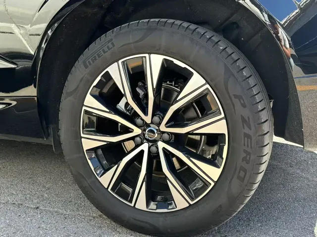 Volvo XC60 — Фото автомобиля 17