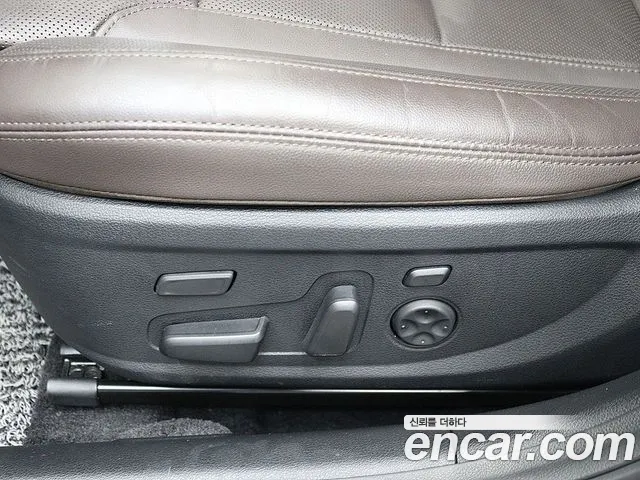 Hyundai Grandeur Grandeur (New) — Фото автомобиля 12