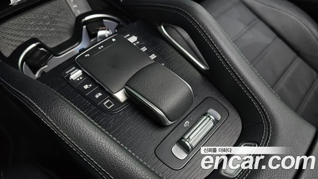 Mercedes-Benz GLE-Class — Фото автомобиля 16