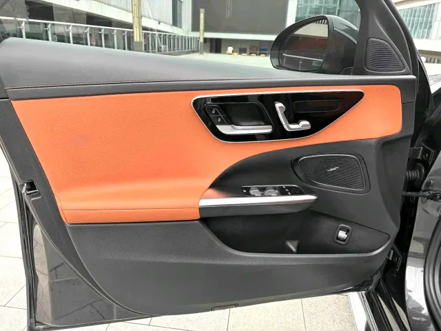 Mercedes-Benz C-Class — Фото автомобиля 11