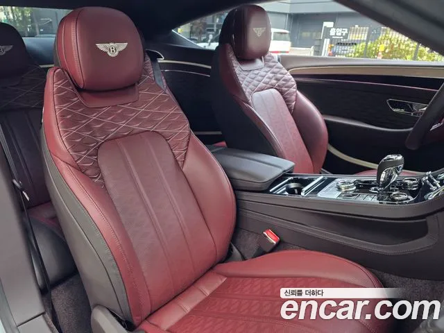 Bentley Continental — Фото автомобиля 13