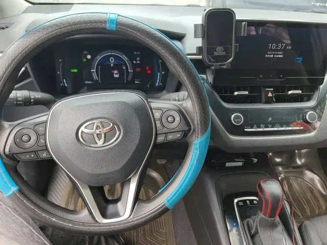 Toyota Corolla — Фото автомобиля 12