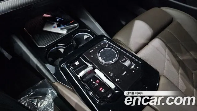 BMW 5 Series G60 — Фото автомобиля 8