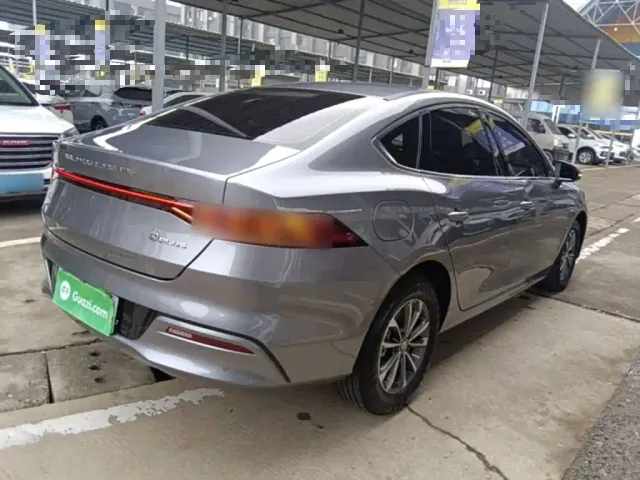 BYD Qin PLUS — Фото автомобиля 6