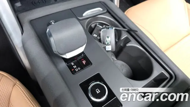 Land Rover Discovery — Фото автомобиля 9