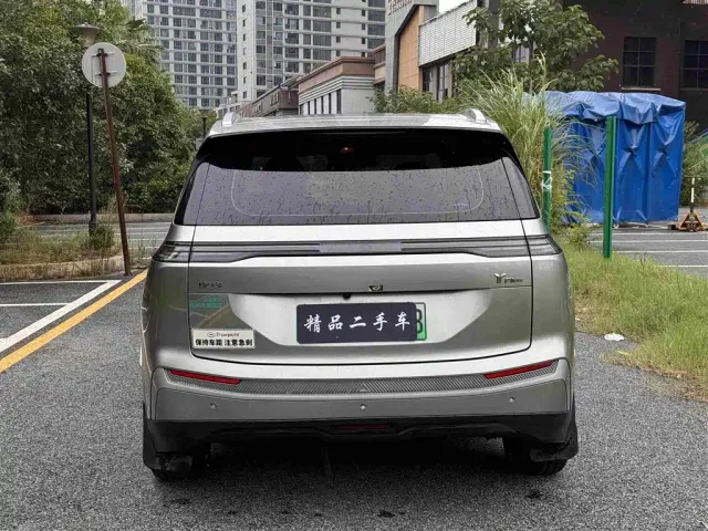 GAC Aion Y — Фото автомобиля 8