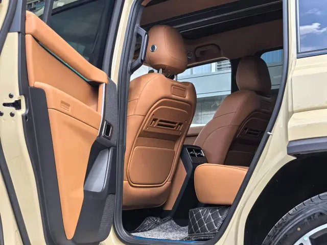 iCAR V27 — Фото автомобиля 25
