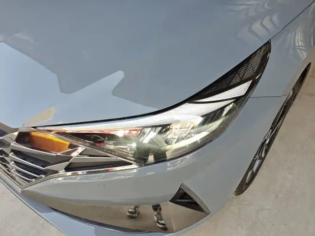 Hyundai Elantra — Фото автомобиля 23