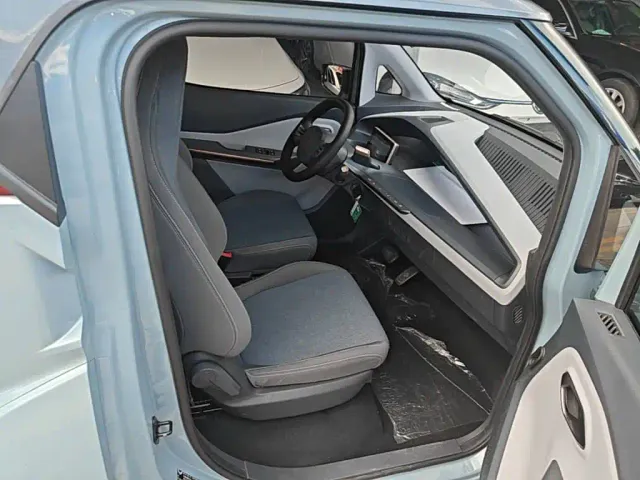 Wuling NanoEV — Фото автомобиля 24