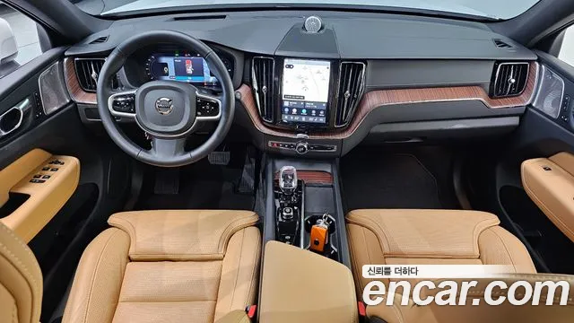 Volvo XC60 2nd Gen — Фото автомобиля 7