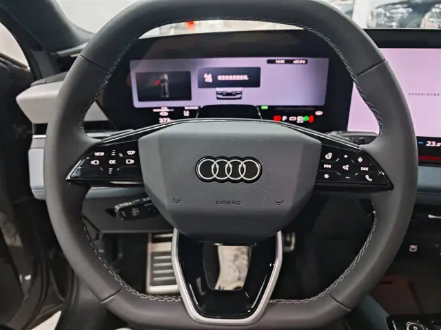 Audi A6L e-tron — Фото автомобиля 7