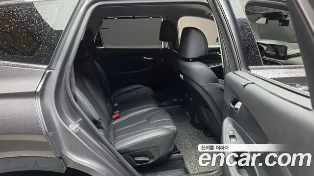 Hyundai Santafe — Фото автомобиля 11