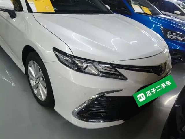 Toyota Camry — Фото автомобиля 3