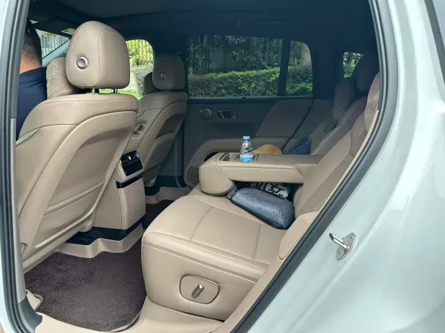 Li Auto i6 — Фото автомобиля 5