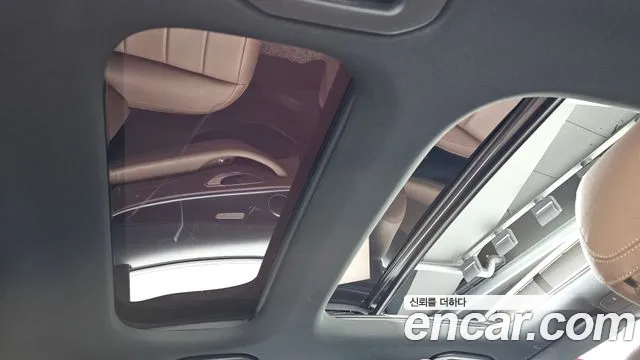 Mercedes-Benz E-Class — Фото автомобиля 19