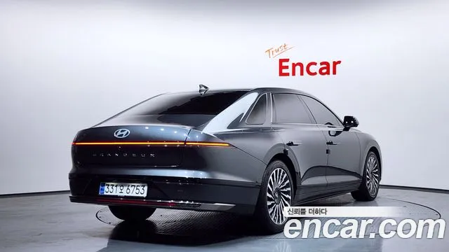 Hyundai Grandeur Grandeur (GN7) 3.5 Бензин 4WD — Фото автомобиля 2