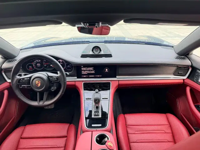 Porsche Panamera — Фото автомобиля 9