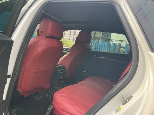 Audi Q5L — Фото автомобиля 7